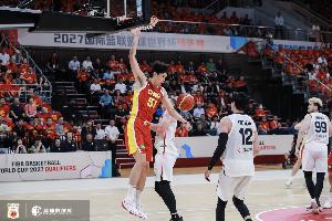 媒体人：不要以为低位技术很简单 NBA都没多少能把低位打好的球员