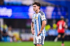 马卡：阿德耶米不影响巴萨追求小蜘蛛，计划世界杯后发起最后攻势